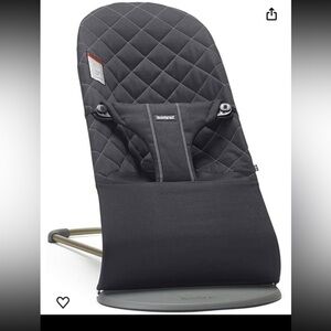 Baby Bjorn Bouncer + 3 covers and toy + travel case